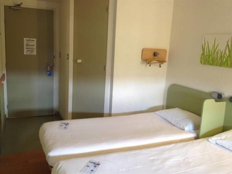 B&B Hotel Cergy Пиерле Екстериор снимка