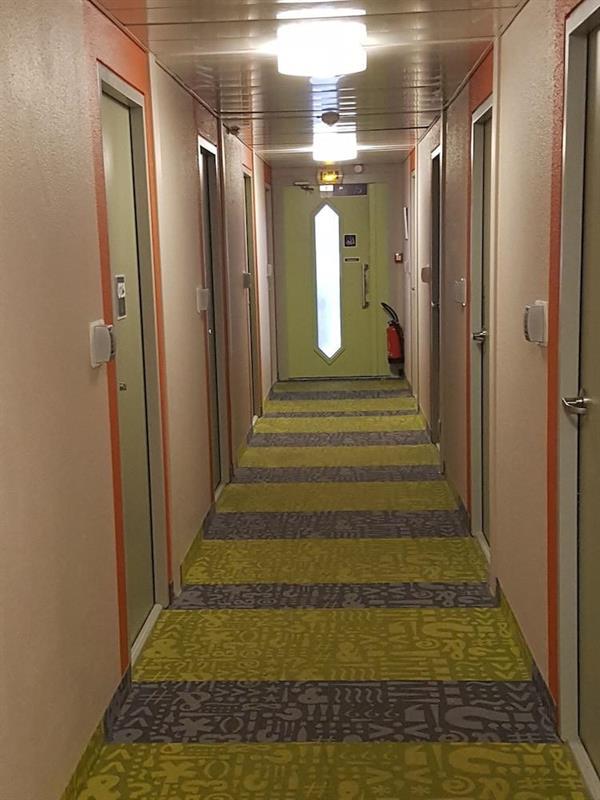 B&B Hotel Cergy Пиерле Екстериор снимка